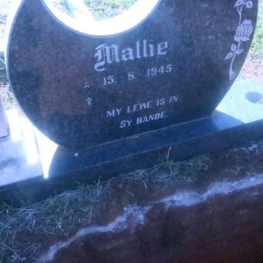 ? Gerrie 1941-2000 &amp; Mallie 1945-