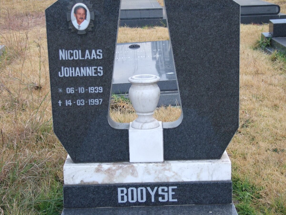 BOOYSE Nicolaas Johannes 1939-1997