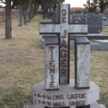 J - Vanne :: Surnames - J