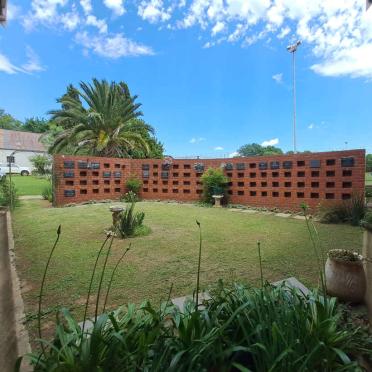 5. Overview / Oorsig