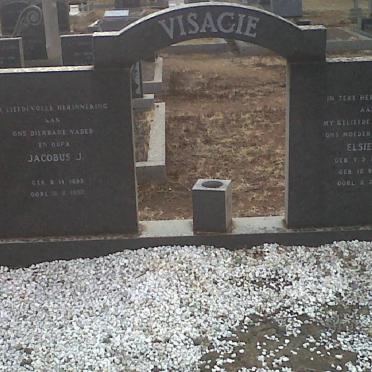 VISAGIE Jacobus J. 1893-1980 &amp; Elsie D. V.D. MERWE 1908-1977