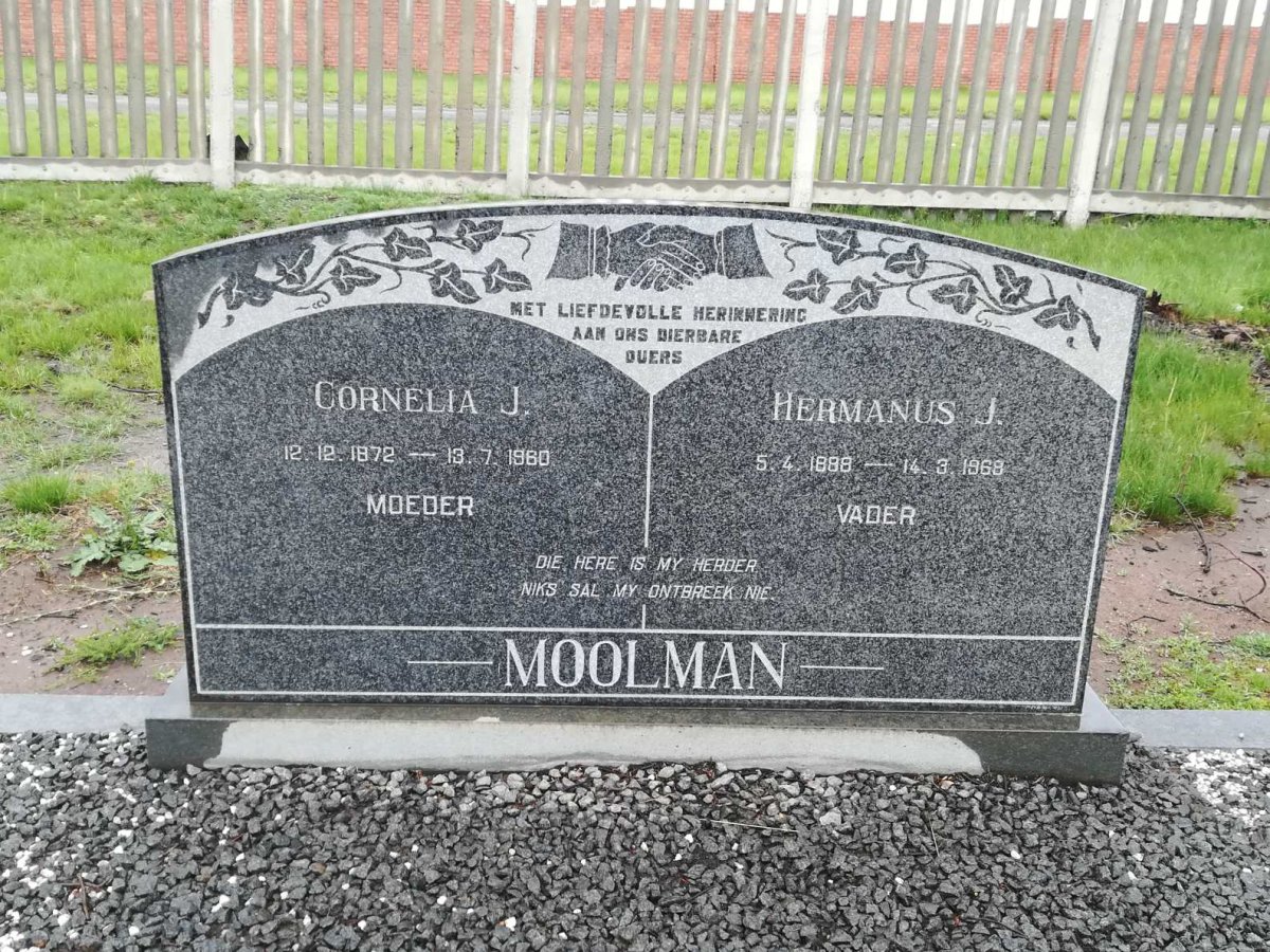 MOOLMAN Hermanus J. 1888-1968 & Cornelia J. 1872-1960