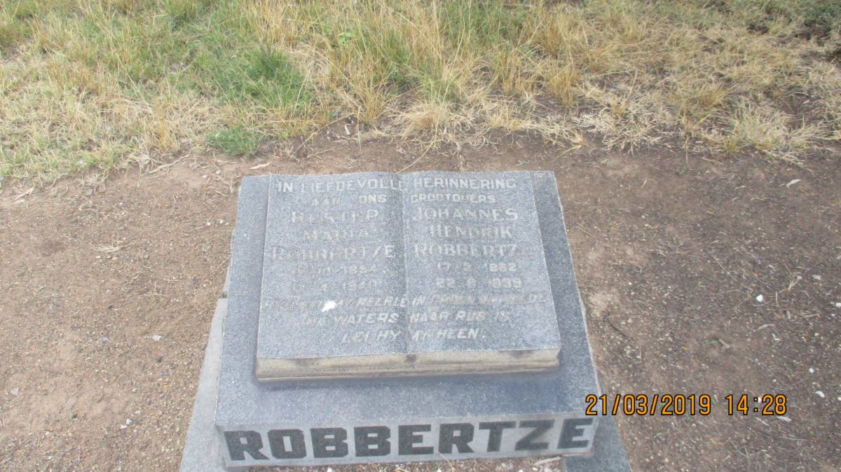 ROBBERTZE Johannes Hendrik 1882-1939 & Hester Maria 1894-1940