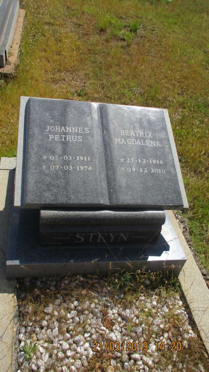 STEYN Johannes Petrus 1911-1974 & Beatrix Magdalena 1916-2010