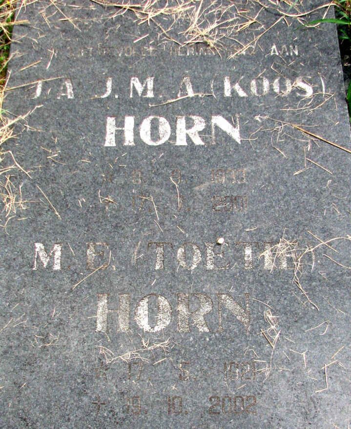 HORN J.A.J.M.A. 1913-2001 &amp; M.E. 1921-2002