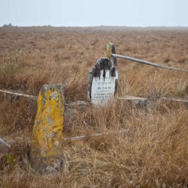 Mpumalanga, BELFAST district, Roodekrans 133 JT, farm cemetery_2