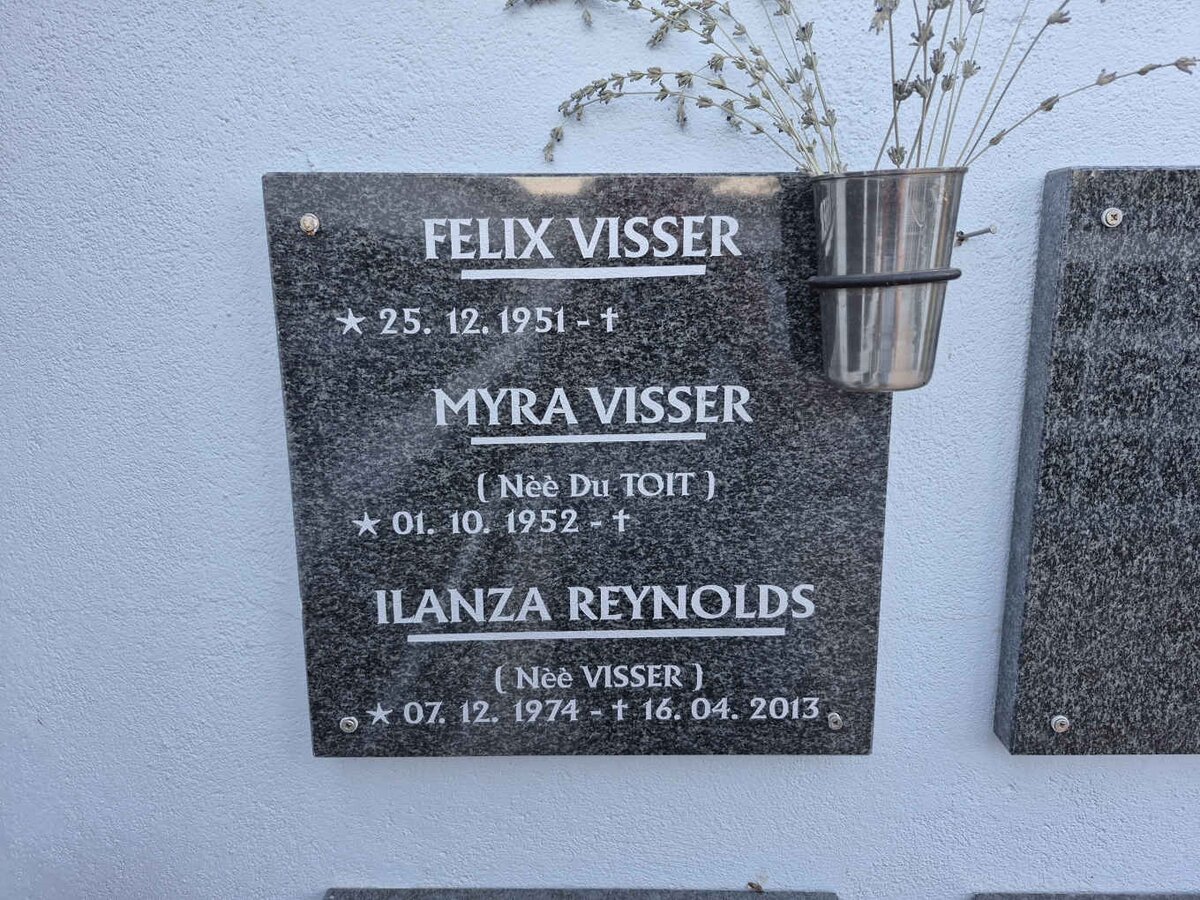 VISSER Felix 1951- & Myra DU TOIT 1952- :: REYNOLDS Ilanza nee VISSER 1974-2013