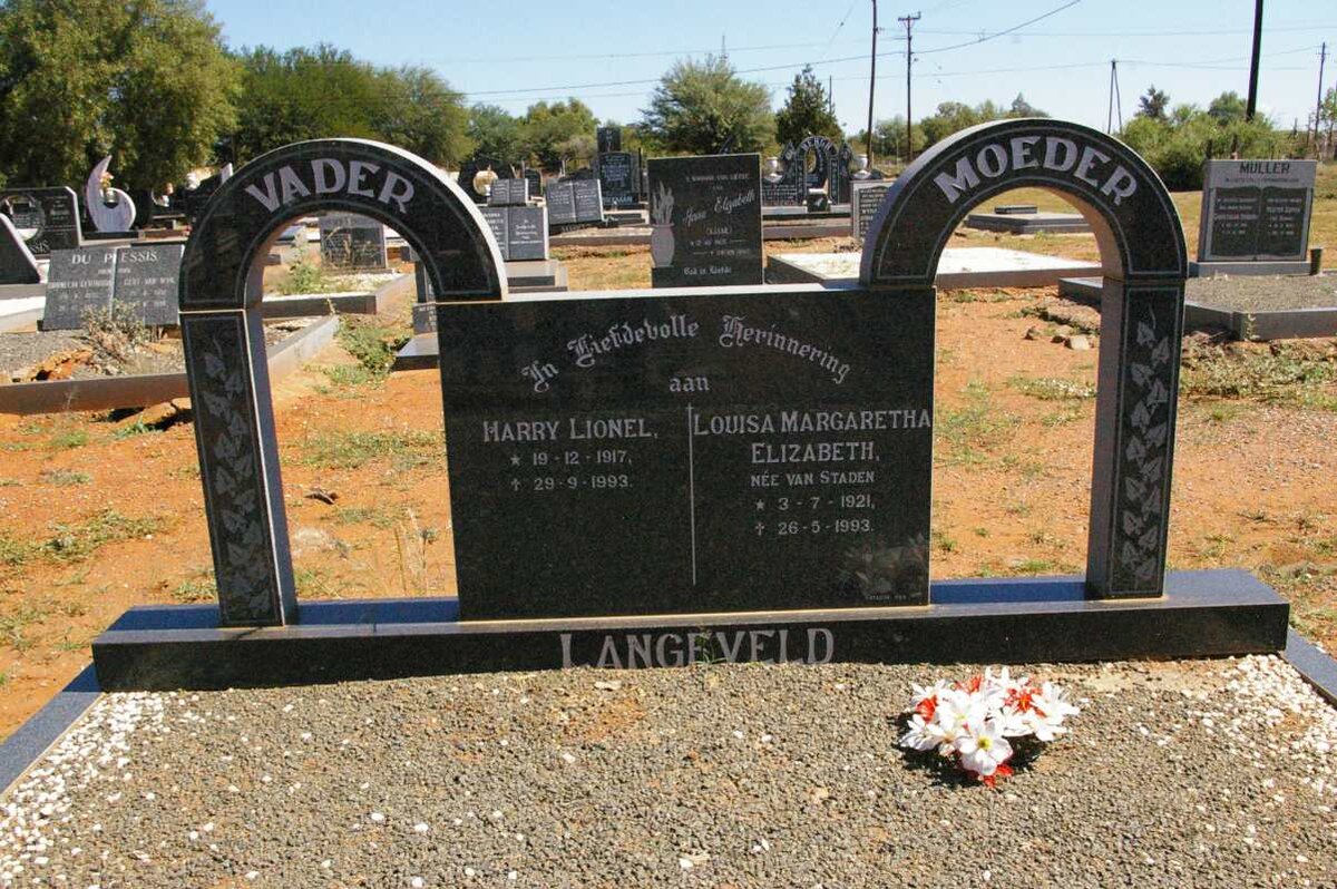 LANGEVELD Harry Lionel 1917-1993 &amp; Louisa Margaretha Elizabeth VAN STADEN 1921-1993
