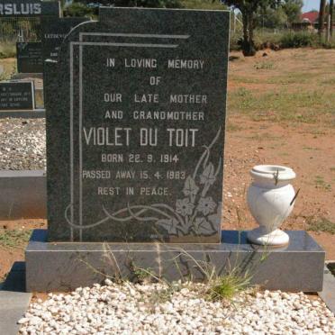 TOIT Violet, du 1914-1983