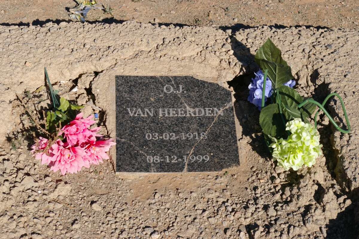 HEERDEN O.J., van 1918-1999