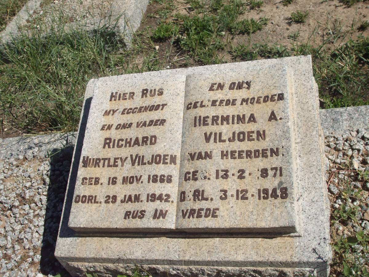 VILJOEN Richard Hurtley 1866-1942 &amp; Hermina A. VAN HEERDEN 1873-1948