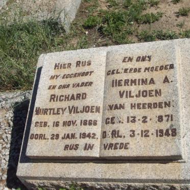 VILJOEN Richard Hurtley 1866-1942 &amp; Hermina A. VAN HEERDEN 1873-1948