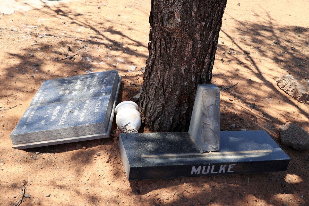 MULKE Kolver Witting 1916-1997 &amp; Maria Magdalena Magrietha 1931-