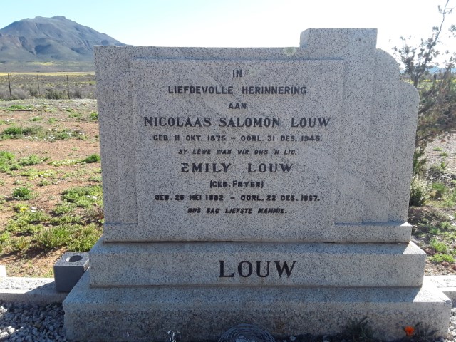 LOUW Nicolaas Salomon 1875-1945 &amp; Emily FRYER 1882-1967