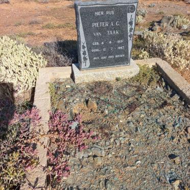 TAAK Pieter A.G., van 1891-1967