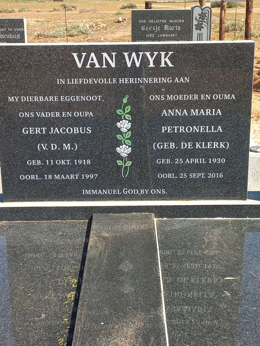 WYK Gert Jacobus, van 1918-1997 &amp; Anna Maria Petronella DE KLERK 1930-2016