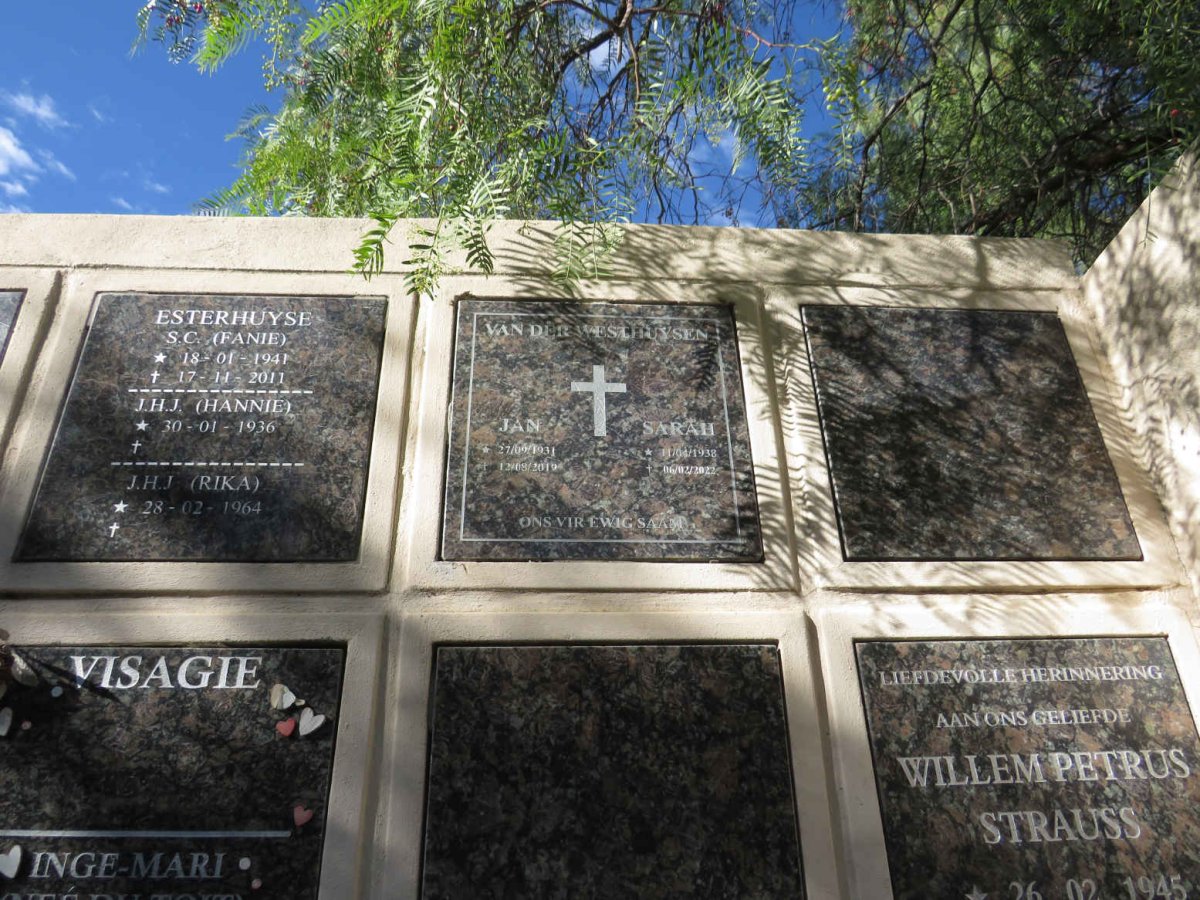 WESTHUYSEN Jan, van der 1931-2019 & Sarah 1938-2022