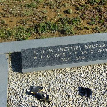 K - Surnames :: Vanne - K