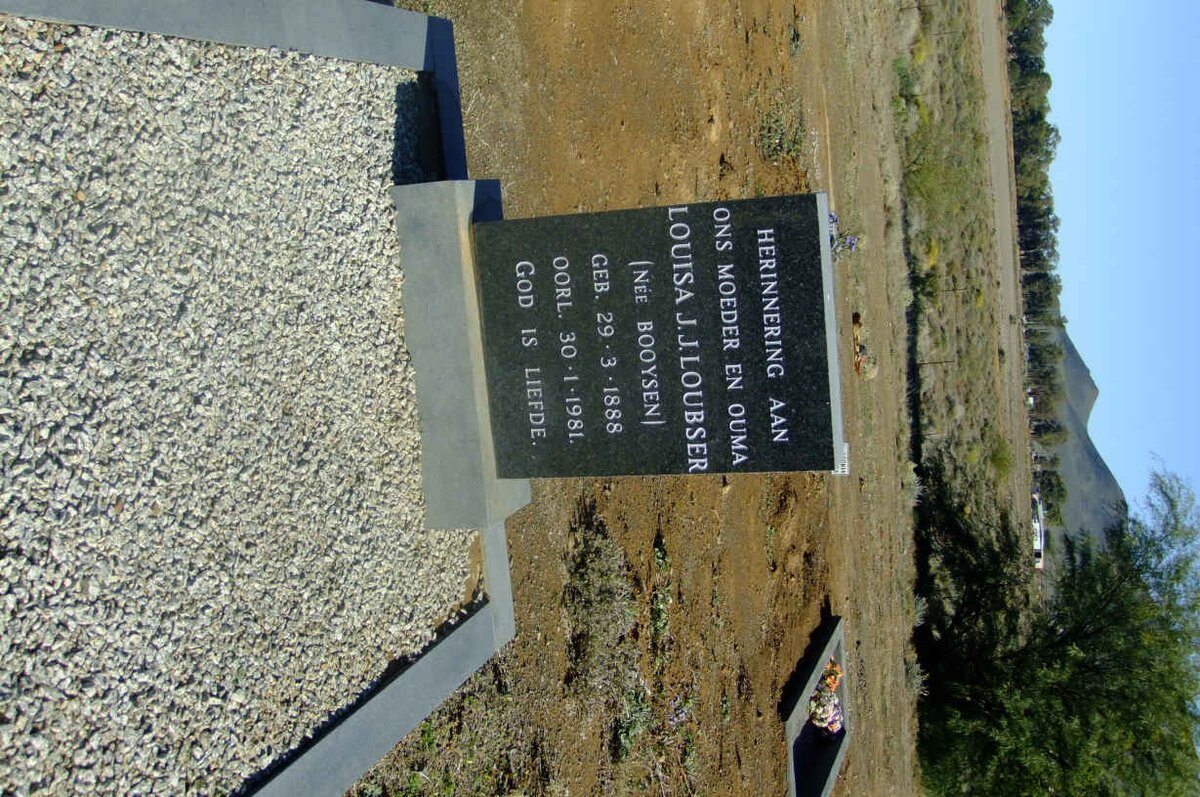 LOUBSER Louisa J.J. nee BOOYSEN 1888-1981