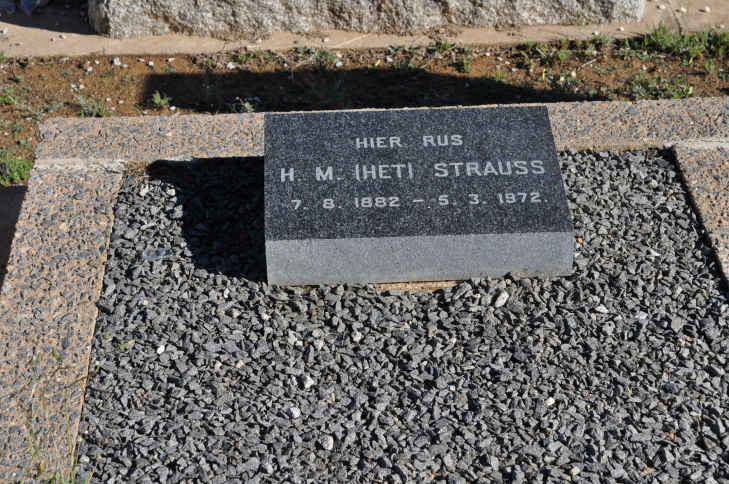 STRAUSS H.M. 1882-1972