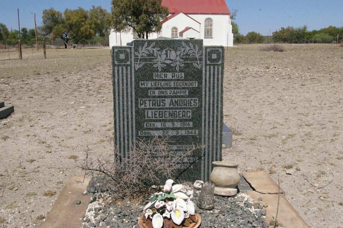 LIEBENBERG Petrus Andries 1914-1949