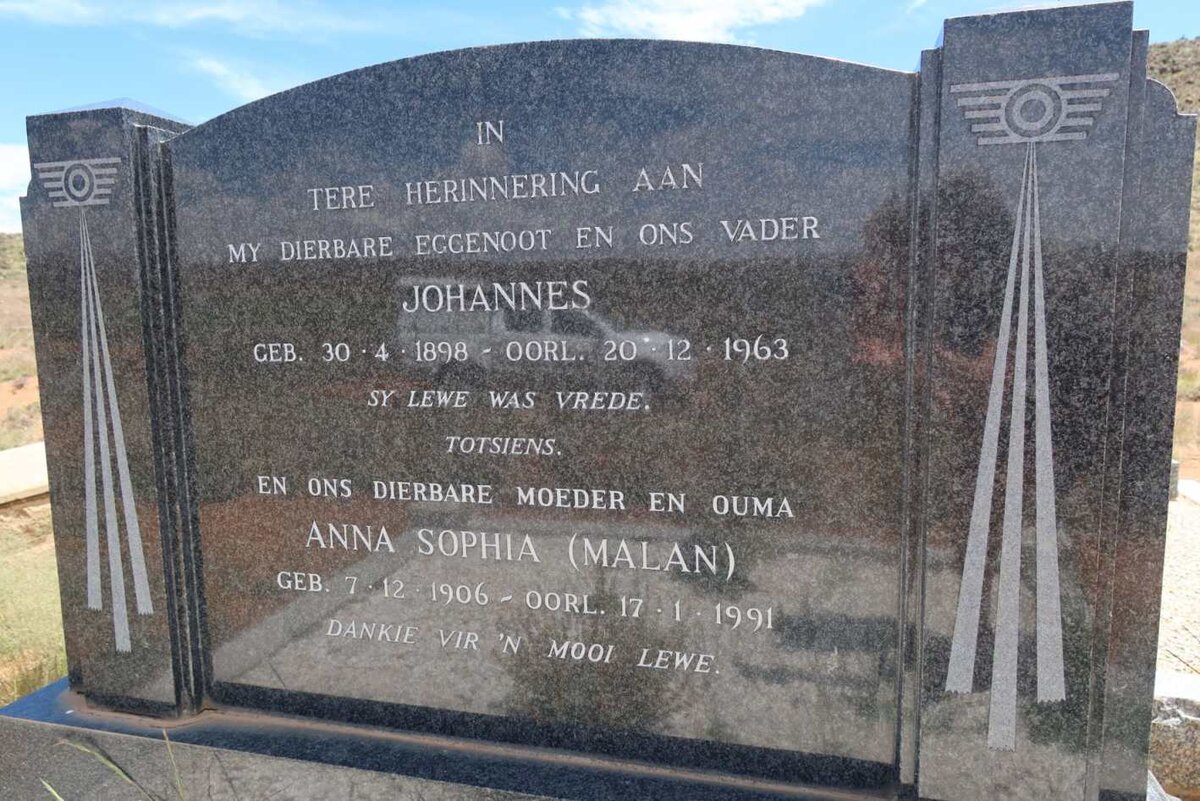 MANS Johannes 1898-1963 &amp; Anna Sophia MALAN 1906-1991