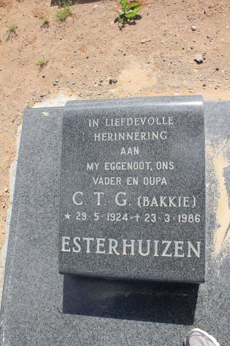 ESTERHUIZEN C.T.G. 1924-1986