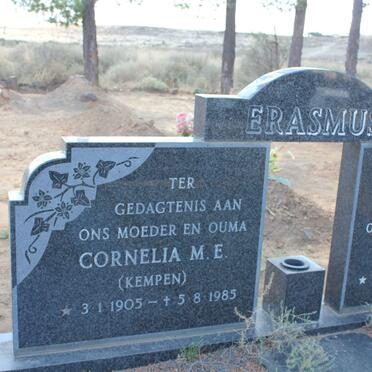 ERASMUS Stephanus F. 1898-1985 &amp; Cornelia M.E. KEMPEN 1905-1985