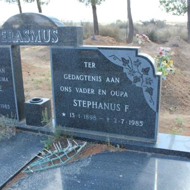 ERASMUS Stephanus F. 1898-1985 &amp; Cornelia M.E. KEMPEN 1905-1985