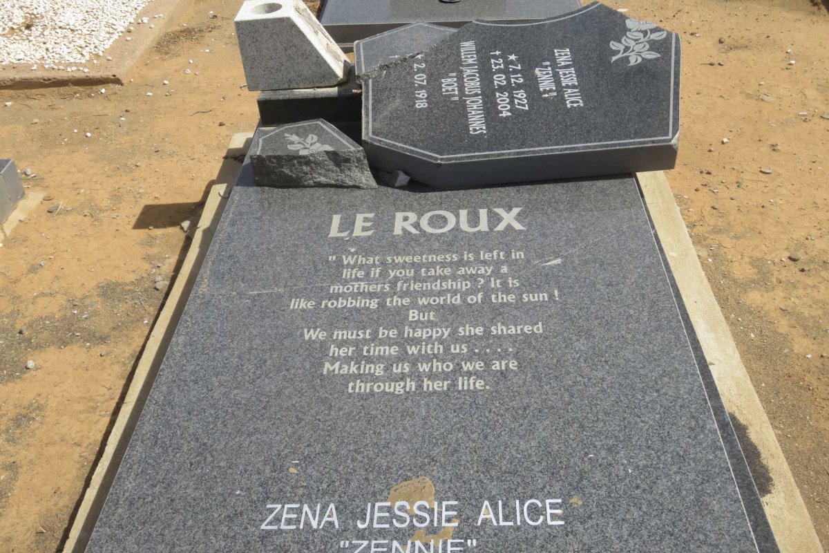 ROUX Willem Jacobus Johannes, le 1918-2012 &amp; Zena Jessie Alice 192?-2004