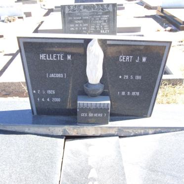 SPANGENBERG Gert J.W. 1911-1978 &amp; Hellette M. JACOBS 1926-2000