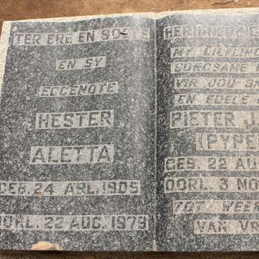 VOS Pieter J. 1888-1955 &amp; Hester Aletta 1905-1979