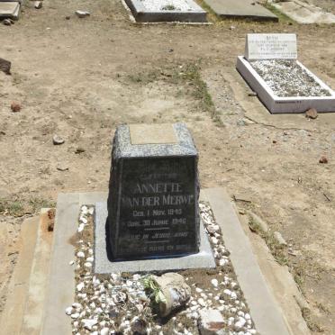 MERWE Annette, van der 1945-1946