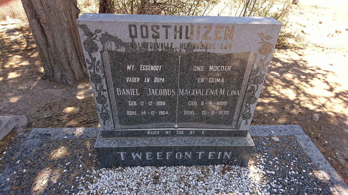 OOSTHUIZEN Daniel Jacobus 1888-1964 &amp; Magdalena M. Lina 1888-1970