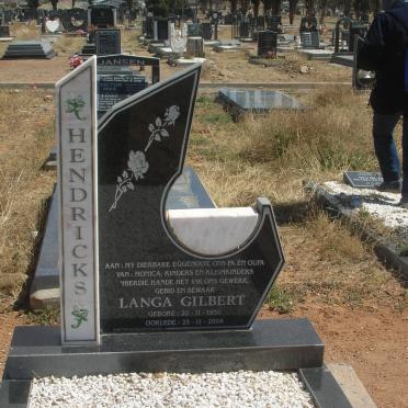 HENDRICKS Langa Gilbert 1950-2004