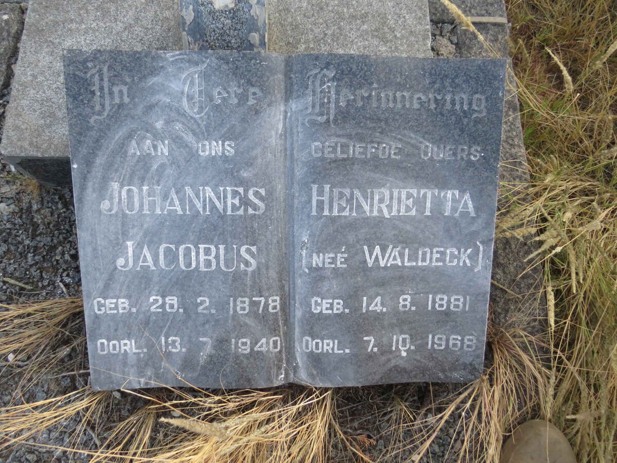 ? Johannes Jacobus1878-1940 &amp; Henrietta WALDECK 1881-1968