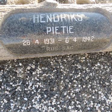 HENDRIKS Pietie 1931-1942