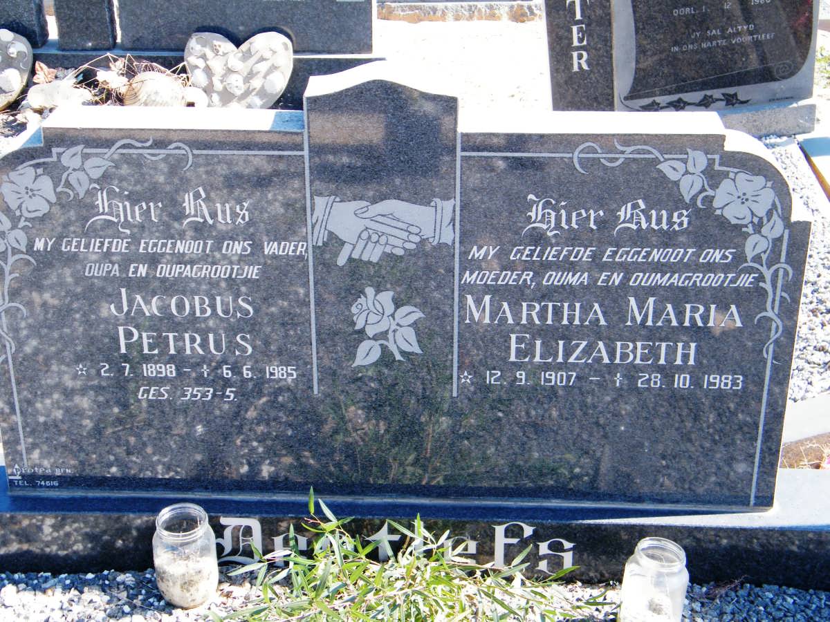 DEETLEFS Jacobus Petrus 1898-1985 &amp; Martha Maria Elizabeth 1907-1983