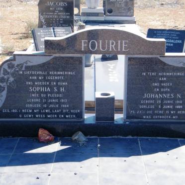 FOURIE Johannes N. 1910-1999 &amp; Sophia S.H. DU PLESSIS 1913-1984