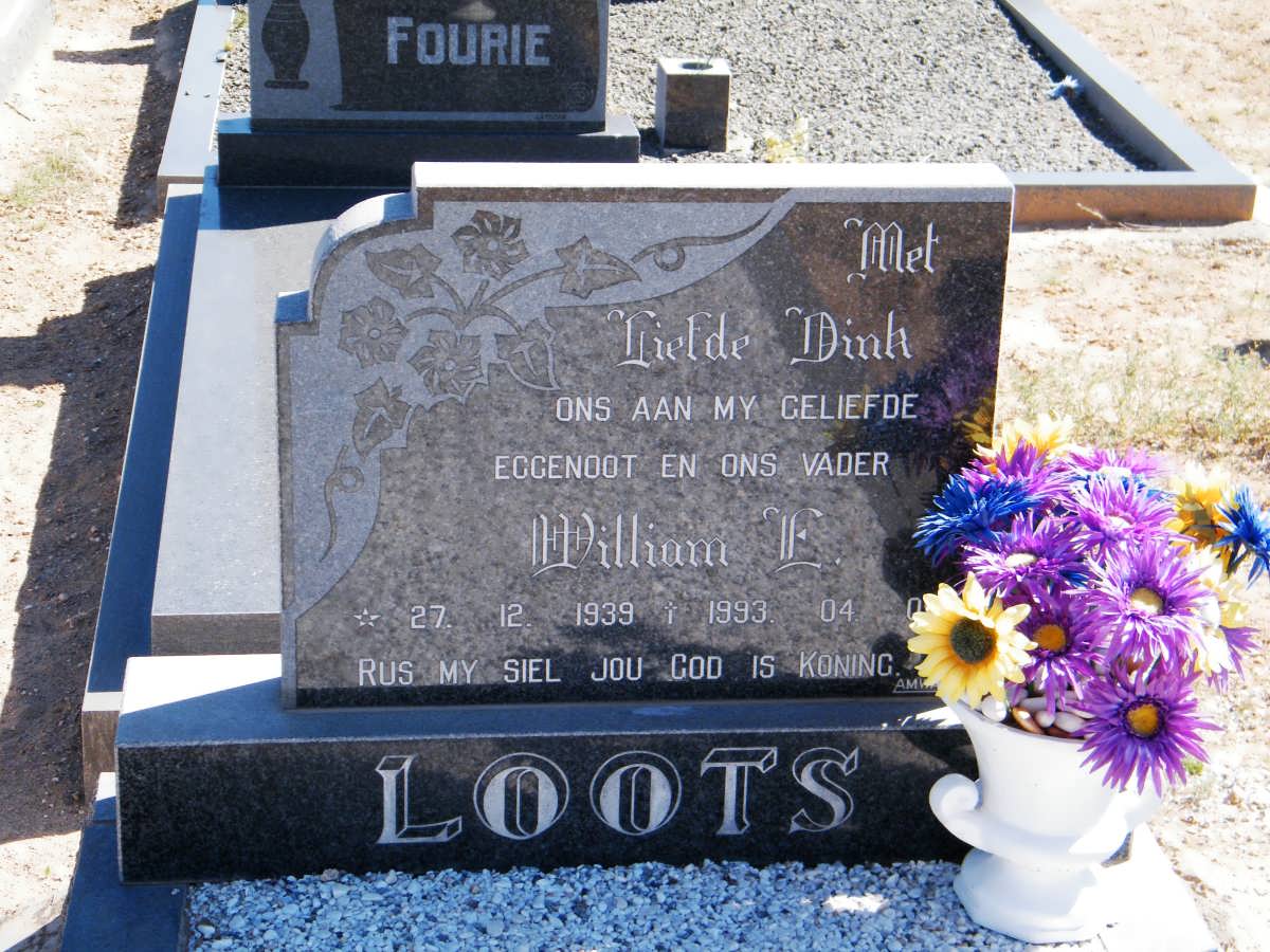 LOOTS William E. 1939-1993