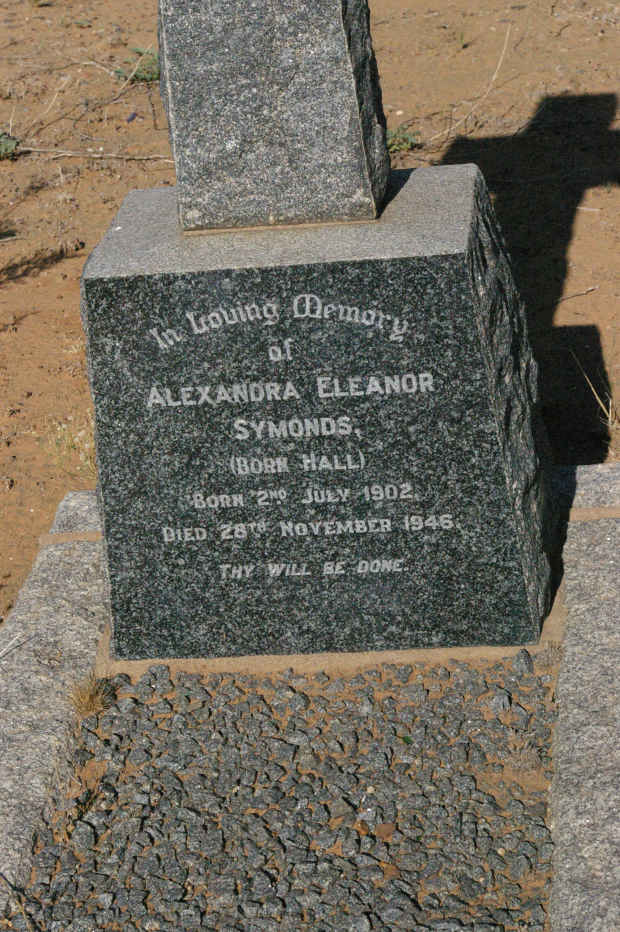 SYMONDS Alexandra Eleanor nee HALL 1902-1946