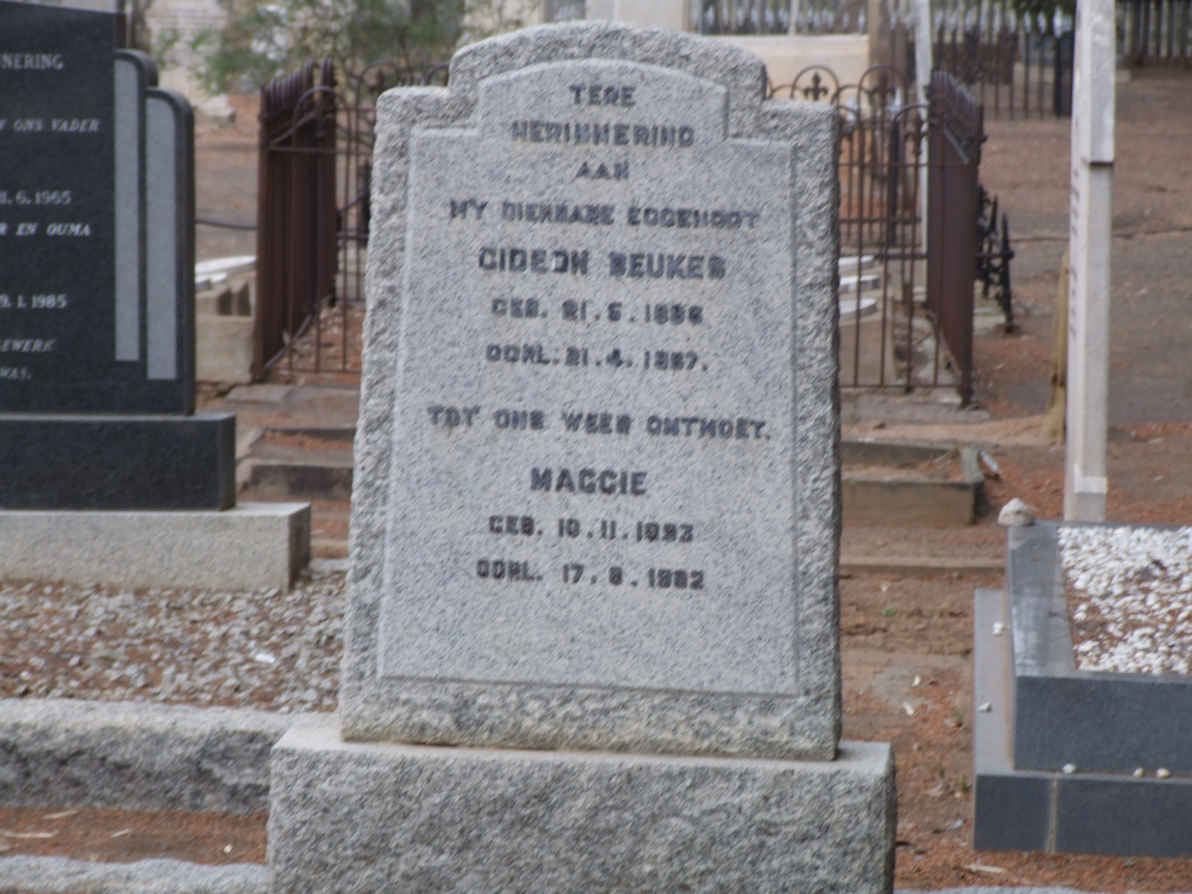 BEUKES Gideon 1896-1957 &amp; Maggie ?