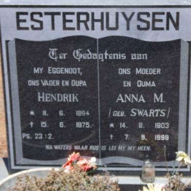 ESTERHUYSEN Hendrik 1894-1975 &amp; Anna M. SWARTS 1903-1998