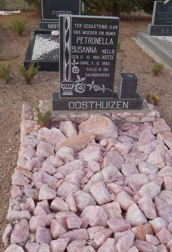 OOSTHUIZEN Gert Adriaan 1883-1955 &amp; Petronella Susanna KOTZÉ 1901-1993