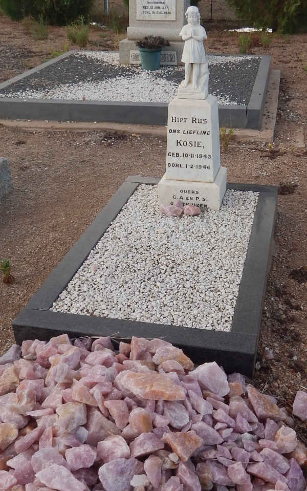 OOSTHUIZEN Kosie 1943-1946