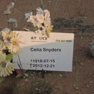 SNYDERS Celia 1918-2012