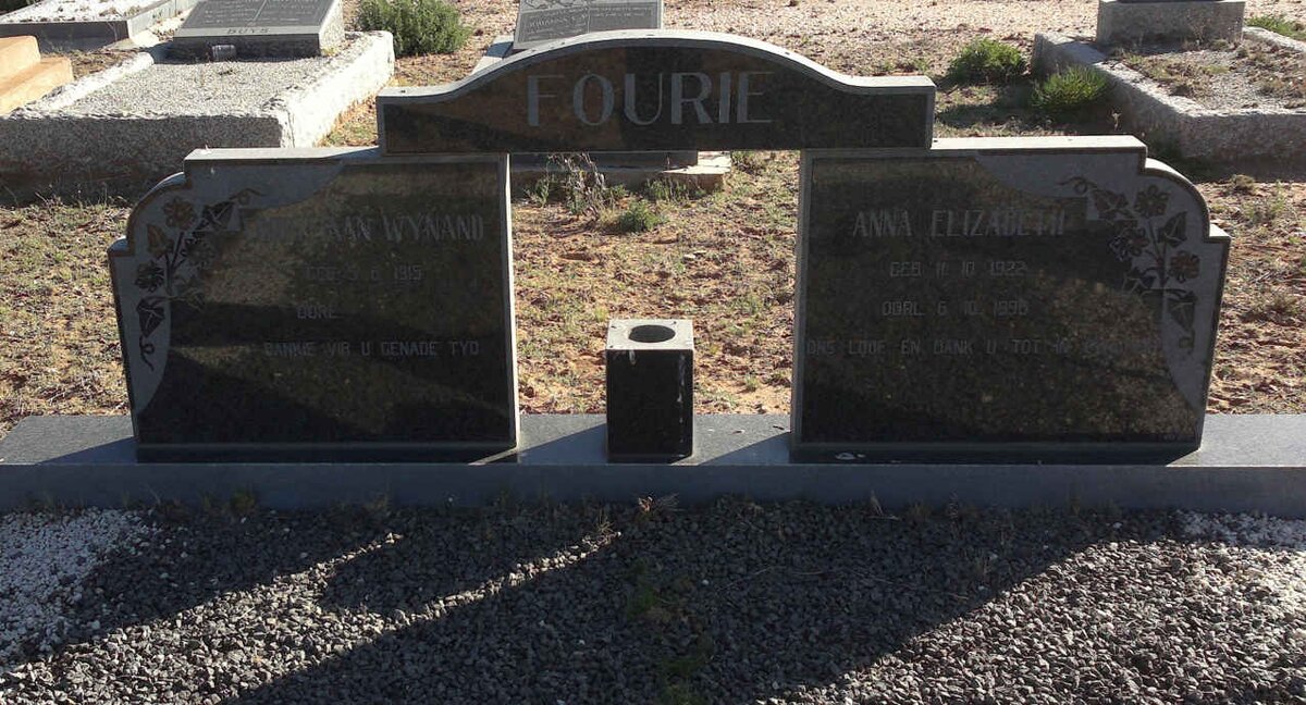 FOURIE ?aan Wynand 1915- &amp; Anna Elizabeth 1922-1996