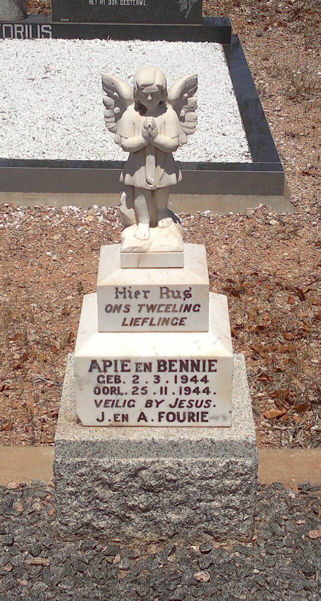 FOURIE Apie 1944-1944 :: FOURIE Bennie 1944-1944