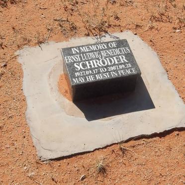 SCHRODER Ernst Ludwig Benedictus 1927-2007