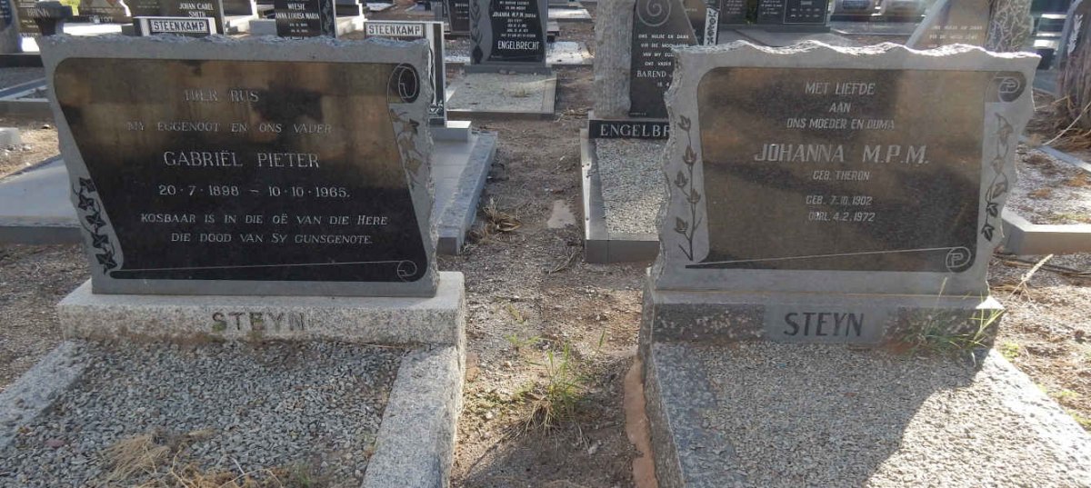 STEYN Gabriël Pieter 1898-1965 &amp; Johanna M.P.M. THERON 1902-1972